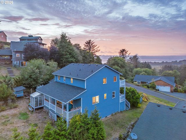 46995 BEACH CREST Dr, Neskowin, OR 97149