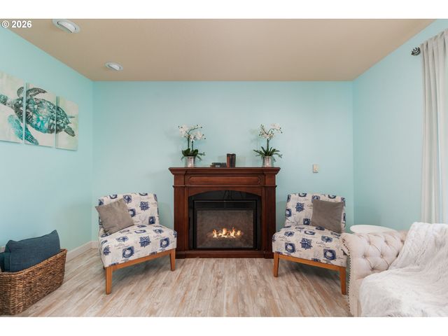 46995 BEACH CREST Dr, Neskowin, OR 97149