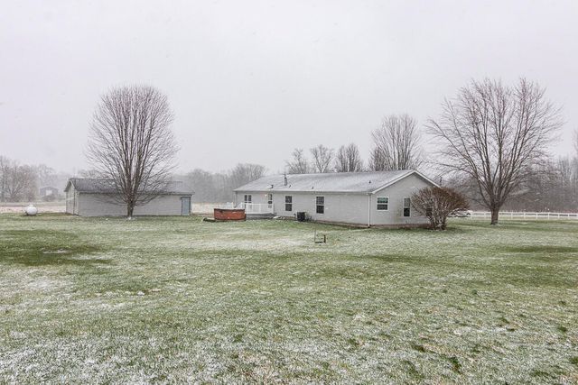 40021 CR 665, Paw Paw, MI 49079