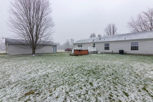 40021 CR 665, Paw Paw, MI 49079