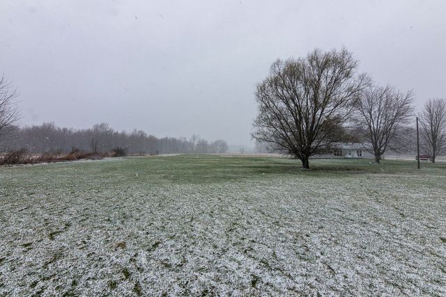 40021 CR 665, Paw Paw, MI 49079