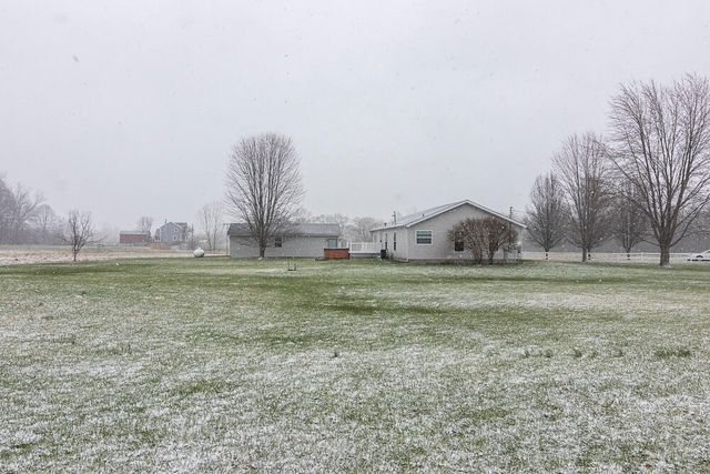 40021 CR 665, Paw Paw, MI 49079