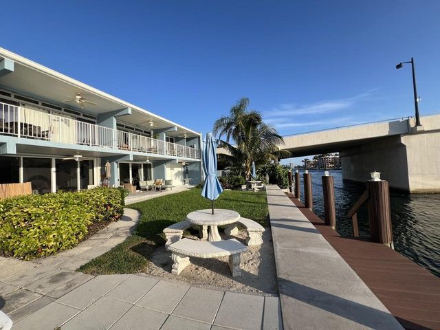 55 NE Spanish Trail 2040, Boca Raton, FL 33432
