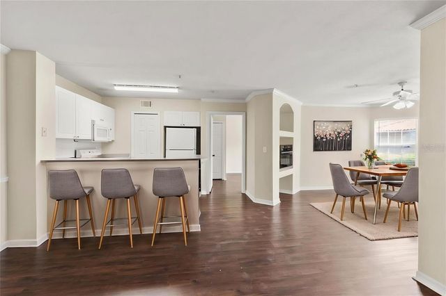 18106 PEREGRINES PERCH PLACE 5104, Lutz, FL 33558