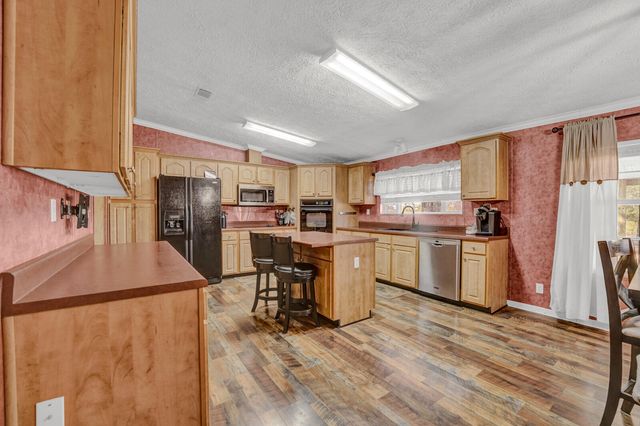 2557 N County Highway 183, Defuniak Springs, FL 32433