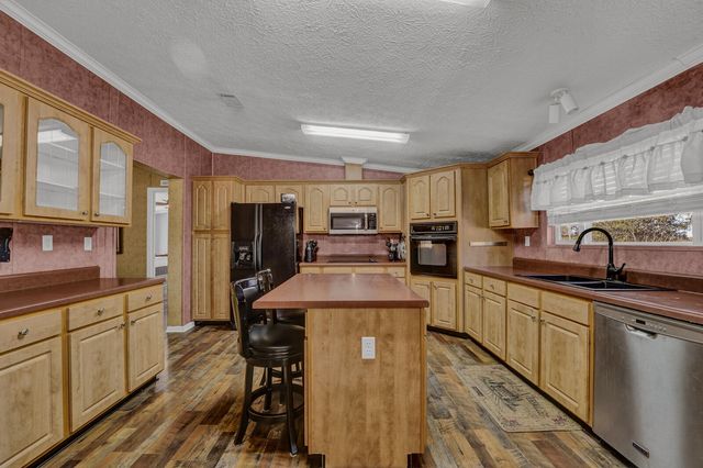 2557 N County Highway 183, Defuniak Springs, FL 32433