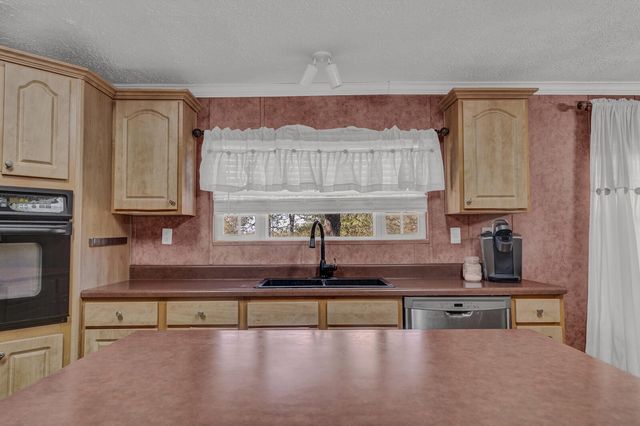 2557 N County Highway 183, Defuniak Springs, FL 32433