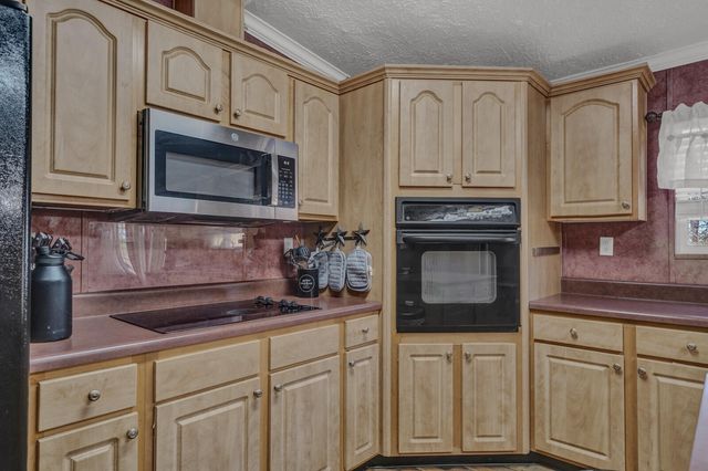 2557 N County Highway 183, Defuniak Springs, FL 32433