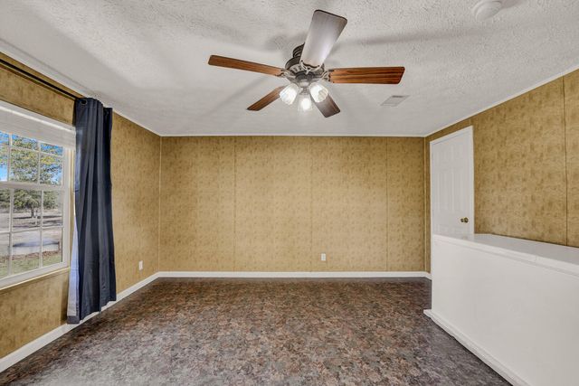 2557 N County Highway 183, Defuniak Springs, FL 32433