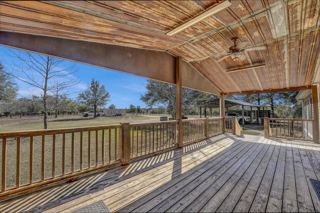 2557 N County Highway 183, Defuniak Springs, FL 32433