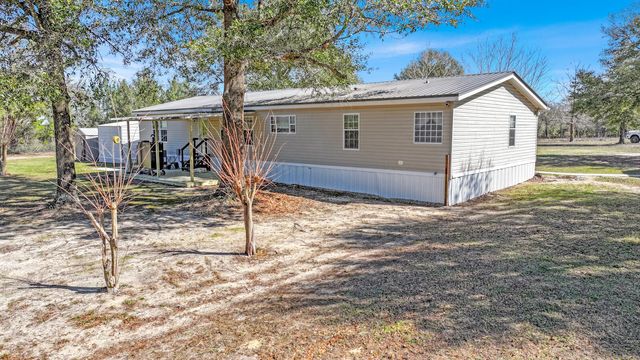 2557 N County Highway 183, Defuniak Springs, FL 32433