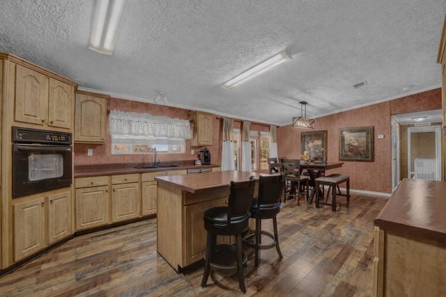 2557 N County Highway 183, Defuniak Springs, FL 32433