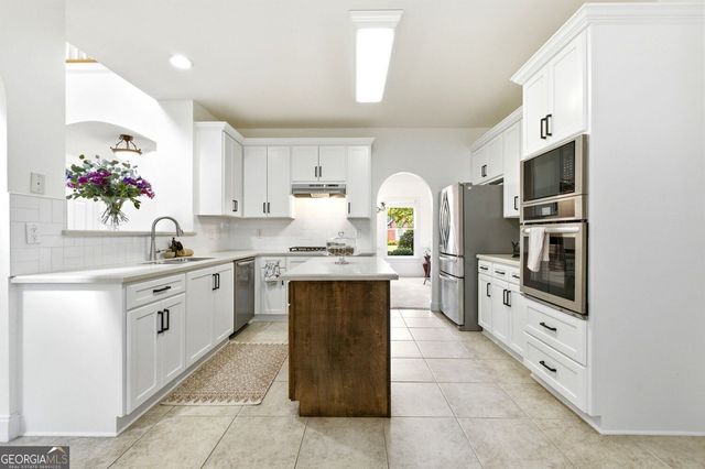 2010 Carithers Drive, Marietta, GA 30064