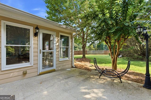 2010 Carithers Drive, Marietta, GA 30064