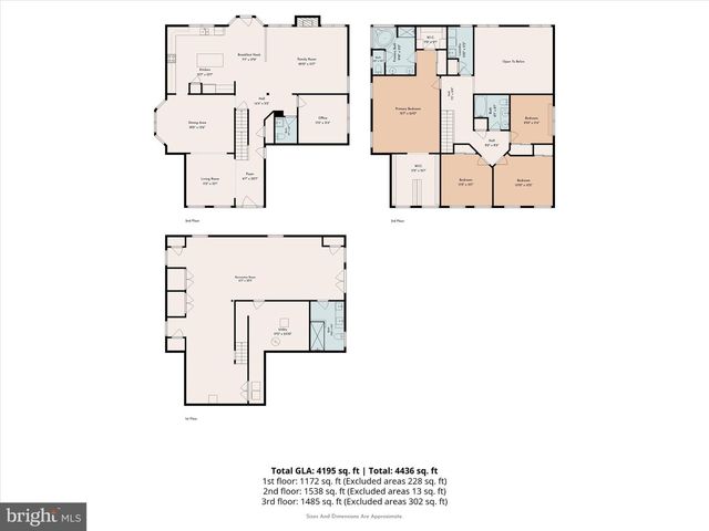 10 HARTFELD RD, Newtown, PA 18940