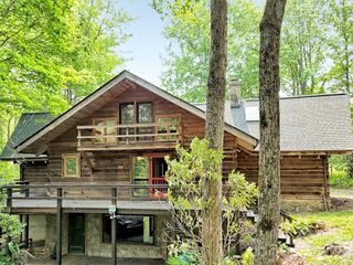 429 Biodome Drive, Waynesville, NC 28785