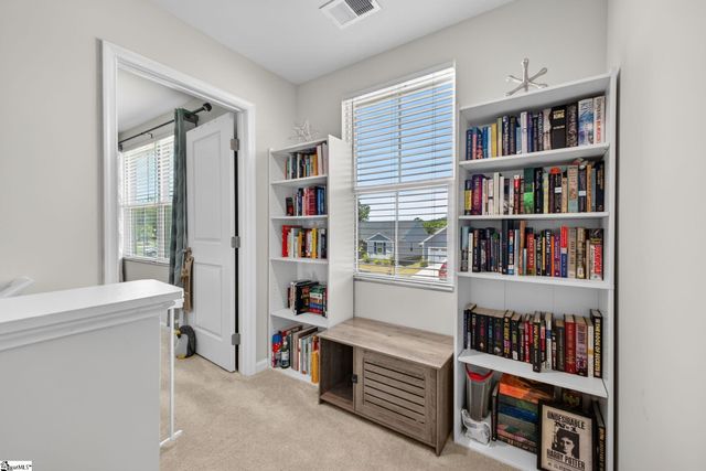 2034 Evanston Drive, Wellford, SC 29384