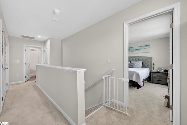 2034 Evanston Drive, Wellford, SC 29384