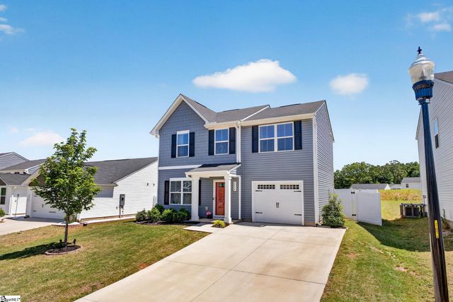 2034 Evanston Drive, Wellford, SC 29384