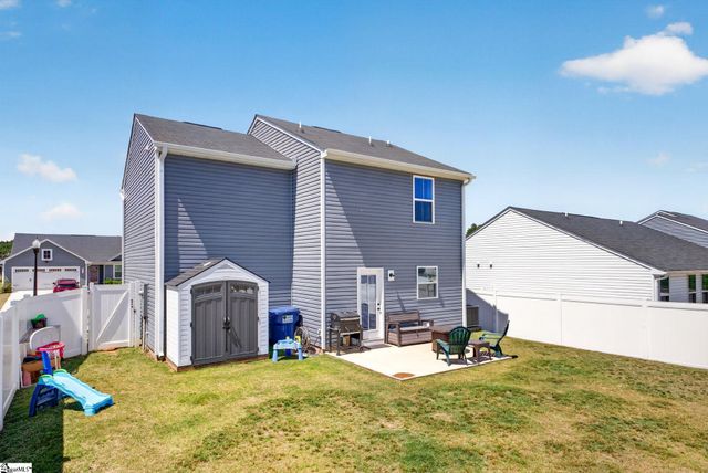 2034 Evanston Drive, Wellford, SC 29384