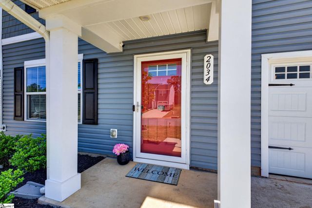 2034 Evanston Drive, Wellford, SC 29384