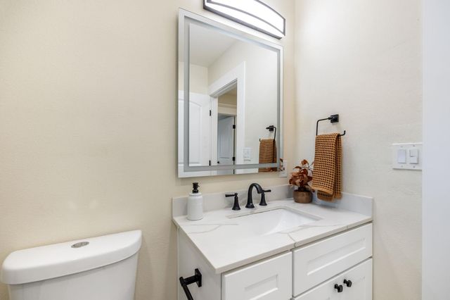 4500 48th St, Sacramento, CA 95820