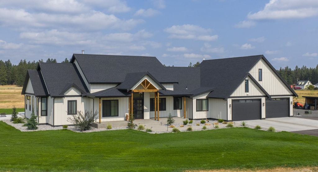 2302 W Gibbs Rd, Spokane, WA 99224