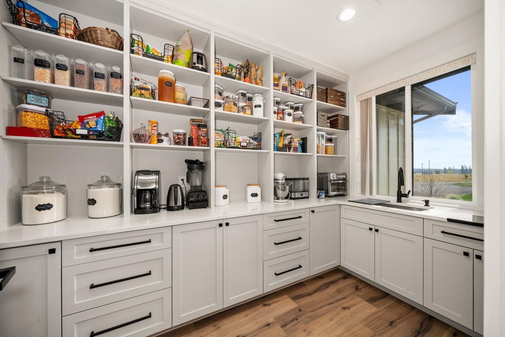 2302 W Gibbs Rd, Spokane, WA 99224 photo 18