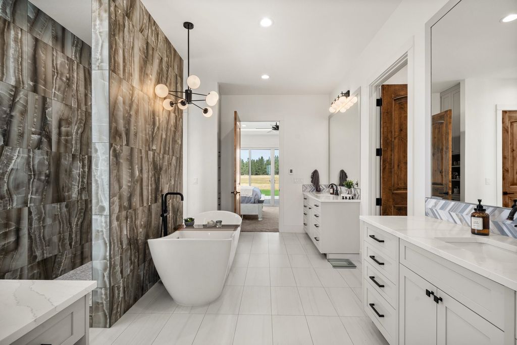 2302 W Gibbs Rd, Spokane, WA 99224 photo 23