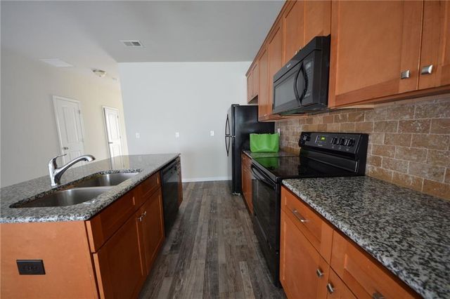 1955 Old Dogwood, Jonesboro, GA 30238