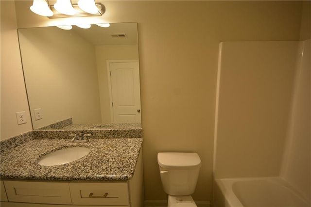1955 Old Dogwood, Jonesboro, GA 30238