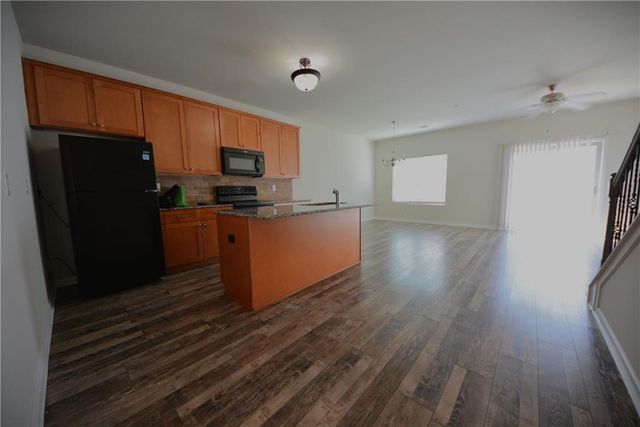 1955 Old Dogwood, Jonesboro, GA 30238
