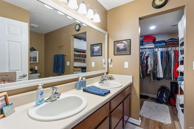 4301 S Thompson Drive, Marion, IN 46953