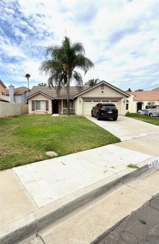 16159 Avenida De Loring, Moreno Valley, CA 92551