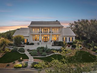 16 Highgate Dr, San Antonio, TX 78257