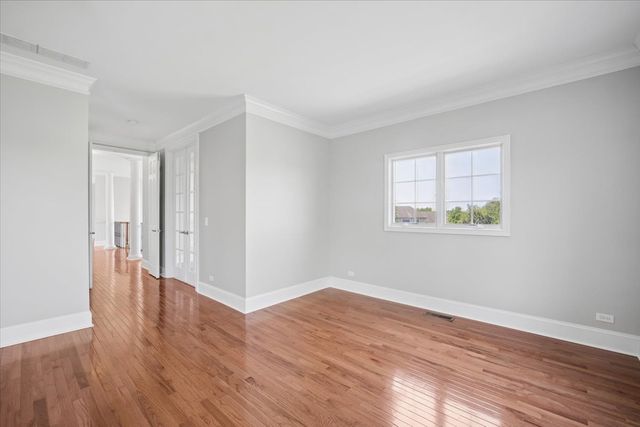 40 Wood Oaks Drive, South Barrington, IL 60010