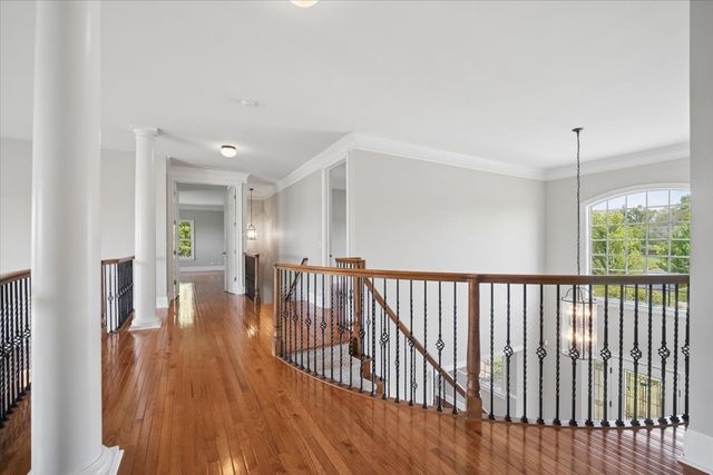 40 Wood Oaks Drive, South Barrington, IL 60010