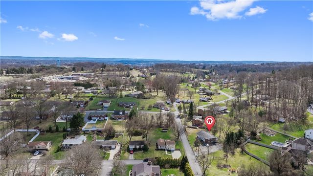 206 Downes Road, Hempfield Twp, PA 15601