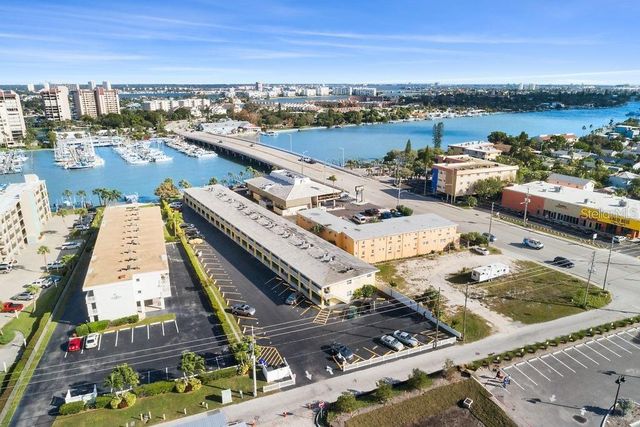 9715 HARRELL AVENUE 39, Treasure Island, FL 33706