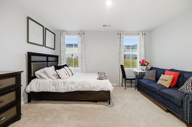 105 WHITE BIRCH RD, Waynesboro, VA 22980