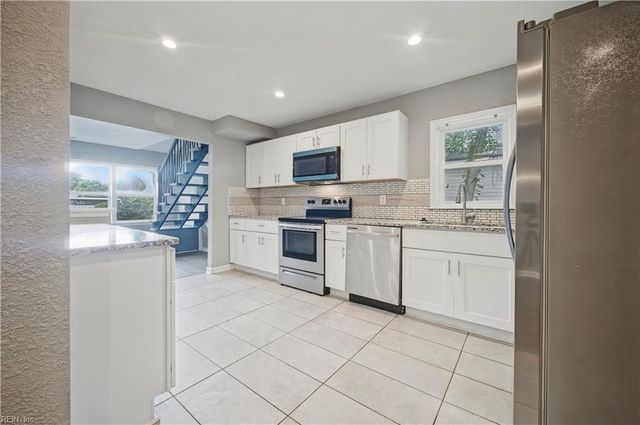209 N Capital ST, Suffolk, VA 23434