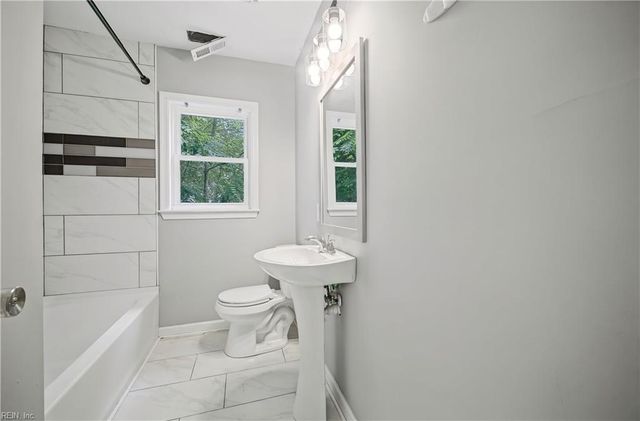 209 N Capital ST, Suffolk, VA 23434