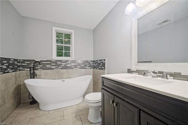 209 N Capital ST, Suffolk, VA 23434