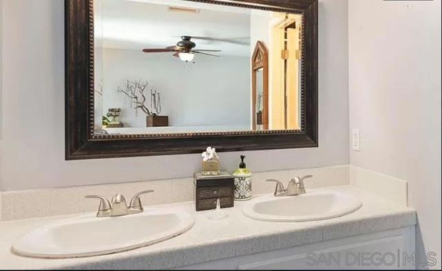 3201 VIA PESCADO, Carlsbad, CA 92010