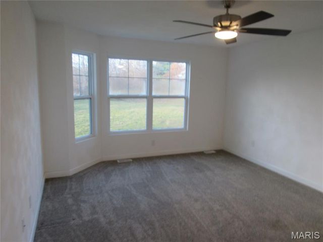 701 N Edison Street, Freeburg, IL 62243