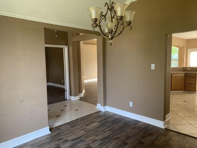 10302 Otter Circle, Baytown, TX 77523