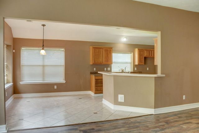 10302 Otter Circle, Baytown, TX 77523