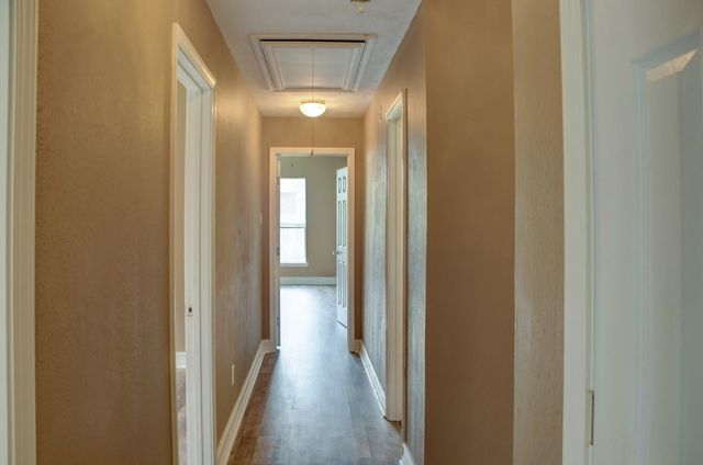 10302 Otter Circle, Baytown, TX 77523