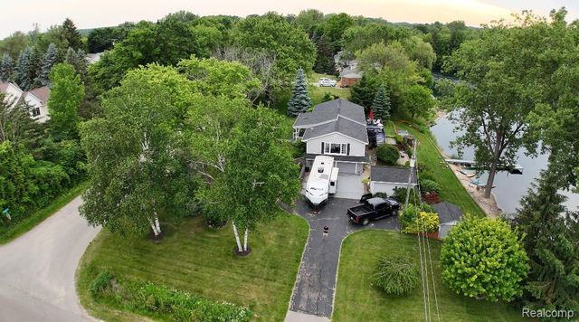 6715 Lierman Road, Imlay Township, MI 48444