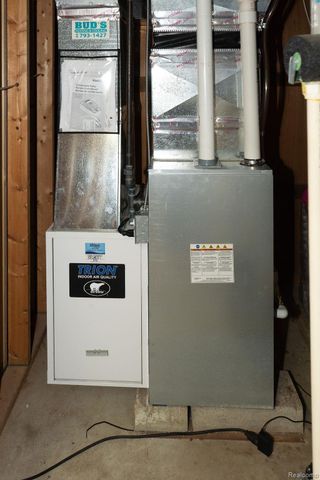 6715 Lierman Road, Imlay Township, MI 48444